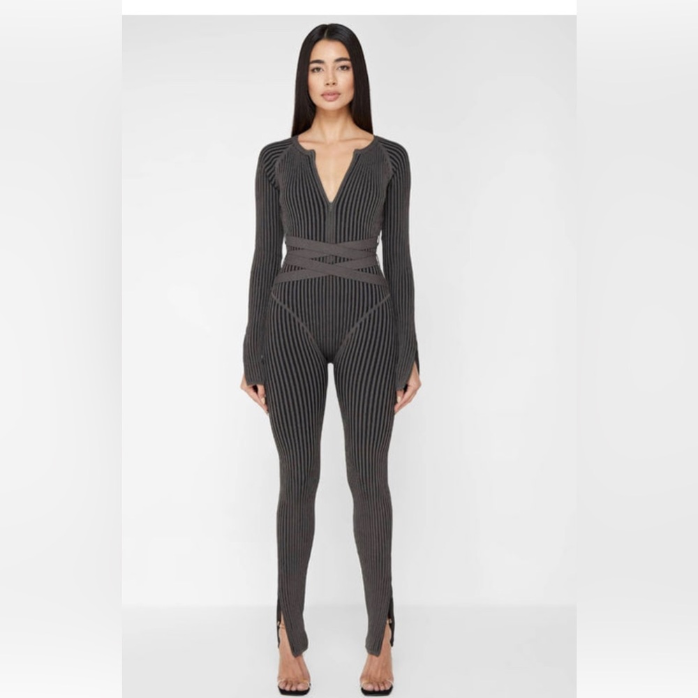 Knitted Two Tone Jumpsuit with Belt
